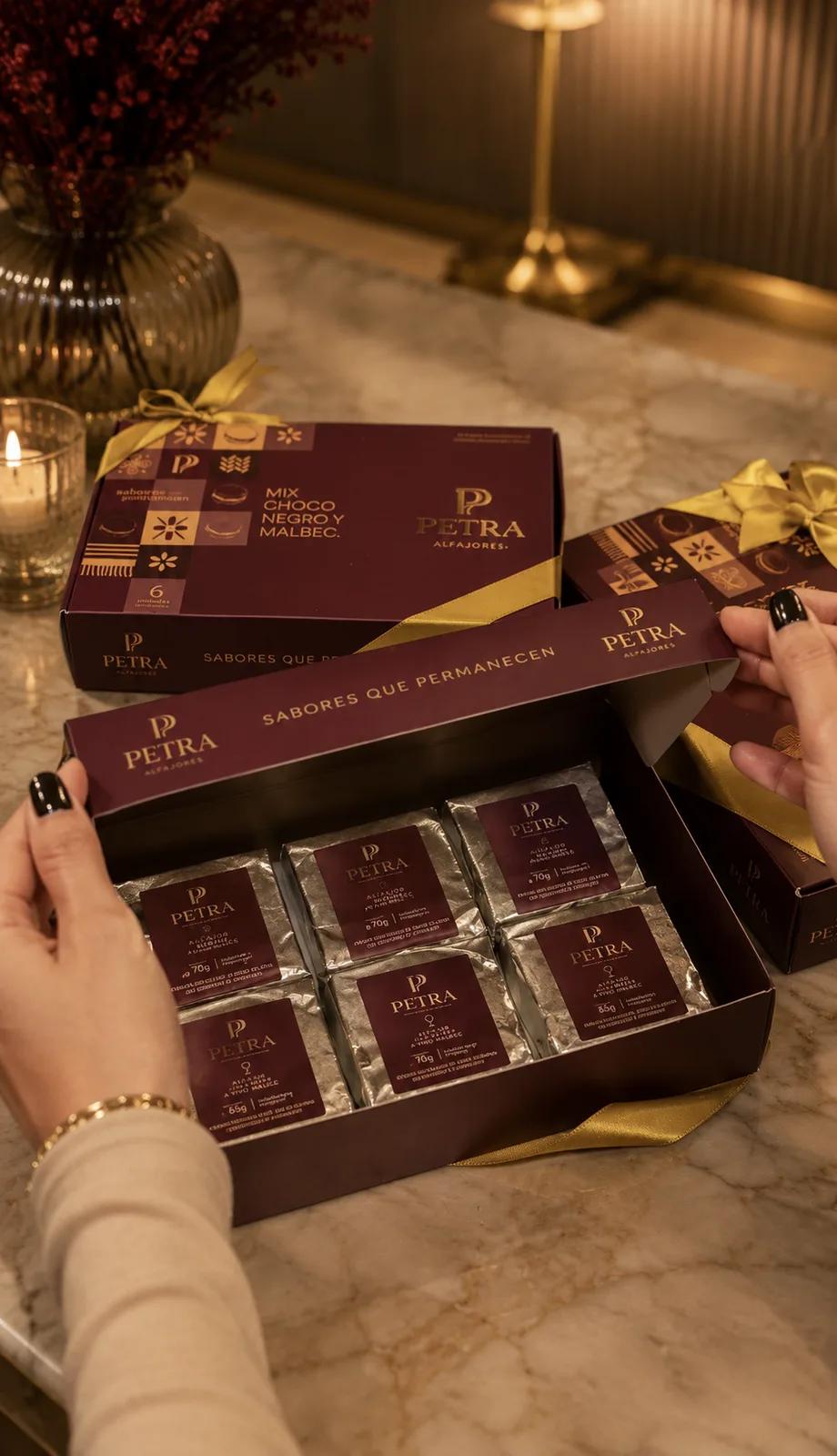 Caja de Alfajores Bean to Bar | Mix Choco y Malbec